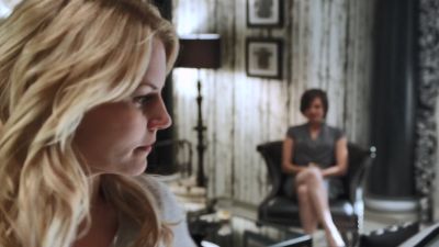 Once_Upon_A_Time_-_S01E02_28585029.jpg