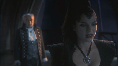 Once_Upon_A_Time_-_S01E02_28608129.jpg