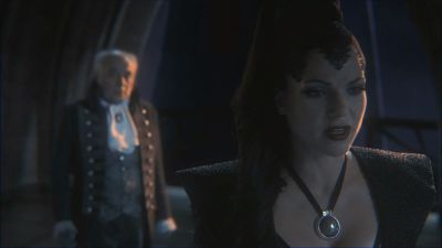 Once_Upon_A_Time_-_S01E02_28608629.jpg