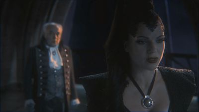 Once_Upon_A_Time_-_S01E02_28608829.jpg