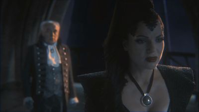Once_Upon_A_Time_-_S01E02_28609929.jpg