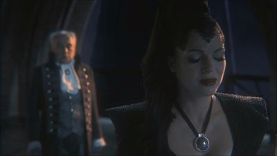 Once_Upon_A_Time_-_S01E02_28611929.jpg
