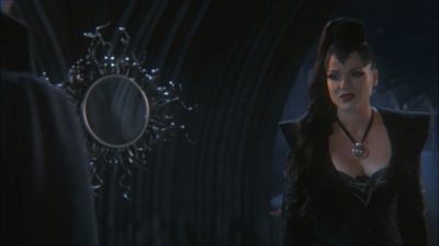 Once_Upon_A_Time_-_S01E02_28618629.jpg