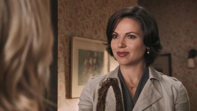 Once_Upon_A_Time_-_S01E02_2863629.jpg