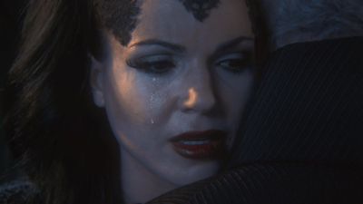 Once_Upon_A_Time_-_S01E02_28649429.jpg
