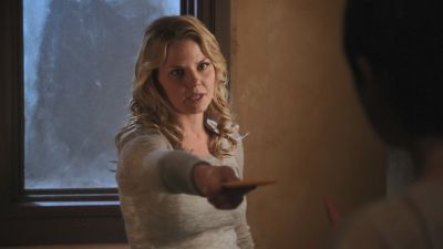 Once_Upon_A_Time_-_S01E02_28666529.jpg