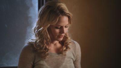 Once_Upon_A_Time_-_S01E02_28668129.jpg