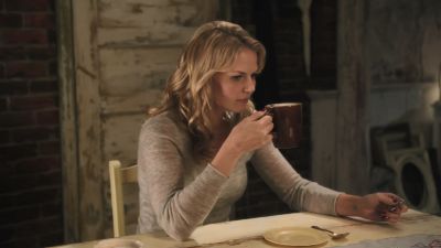 Once_Upon_A_Time_-_S01E02_28672729.jpg