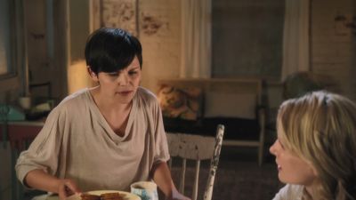 Once_Upon_A_Time_-_S01E02_28674829.jpg