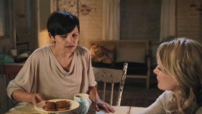 Once_Upon_A_Time_-_S01E02_28674929.jpg