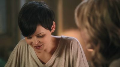 Once_Upon_A_Time_-_S01E02_28679629.jpg