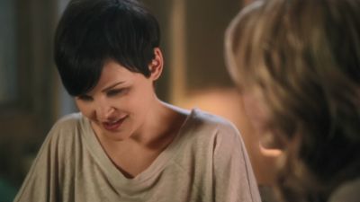 Once_Upon_A_Time_-_S01E02_28679929.jpg