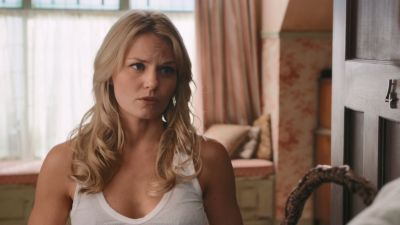Once_Upon_A_Time_-_S01E02_2869929.jpg