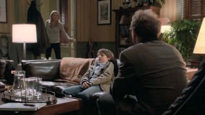 Once_Upon_A_Time_-_S01E02_28704729.jpg