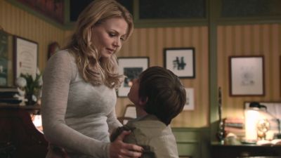 Once_Upon_A_Time_-_S01E02_28737229.jpg