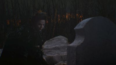 Once_Upon_A_Time_-_S01E02_28759429.jpg