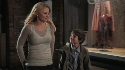 Once_Upon_A_Time_-_S01E02_28764529.jpg