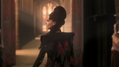 Once_Upon_A_Time_-_S01E02_2884429.jpg