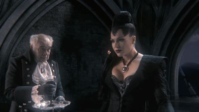 Once_Upon_A_Time_-_S01E02_2888629.jpg
