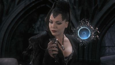 Once_Upon_A_Time_-_S01E02_2891629.jpg